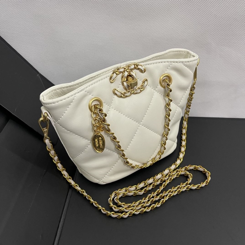 Ch**el bucket bags